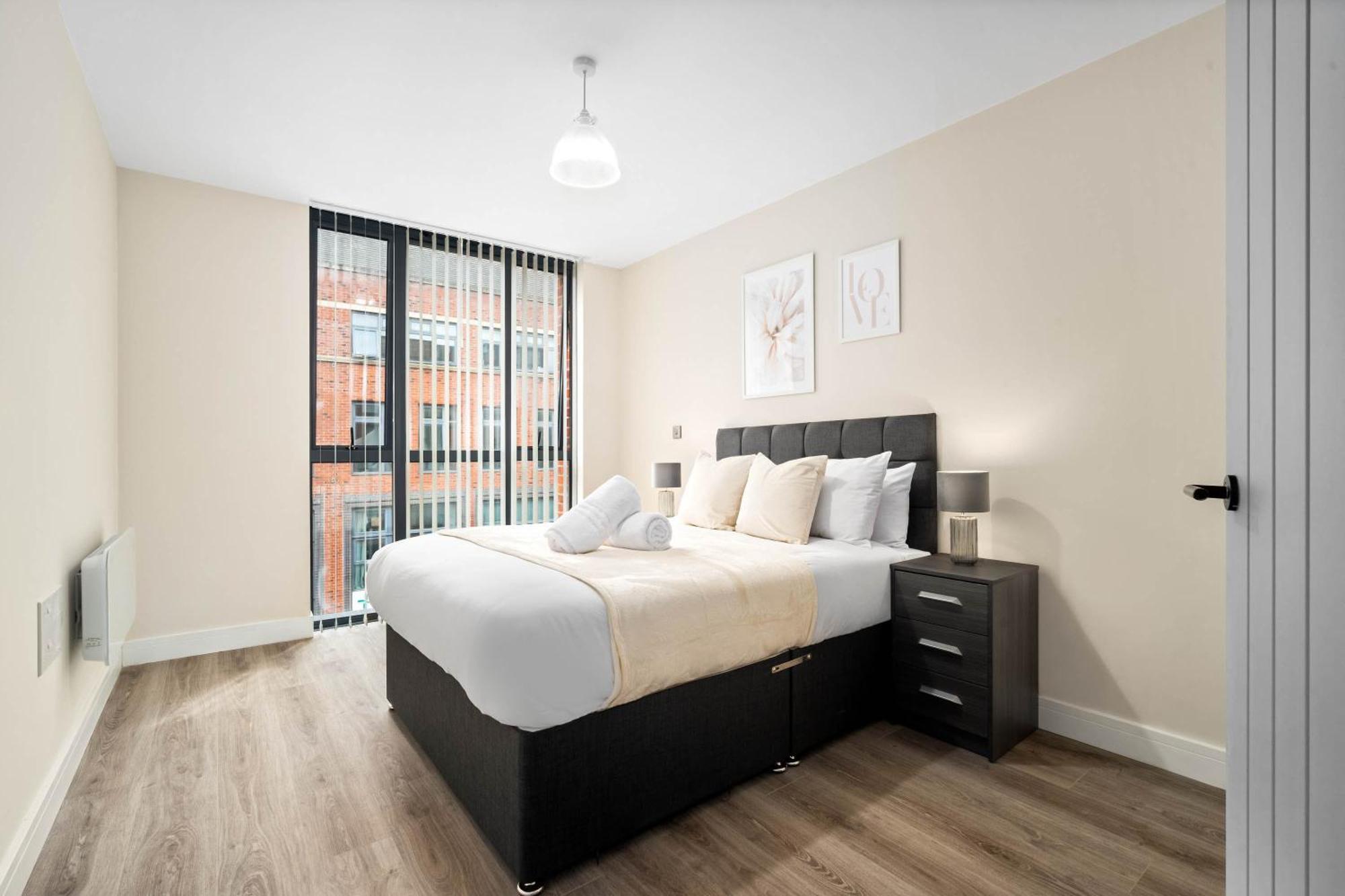 New Luxury Two Bedroom - Centre - Jq - Wifi - Netflix - 5ah Apartment Birmingham