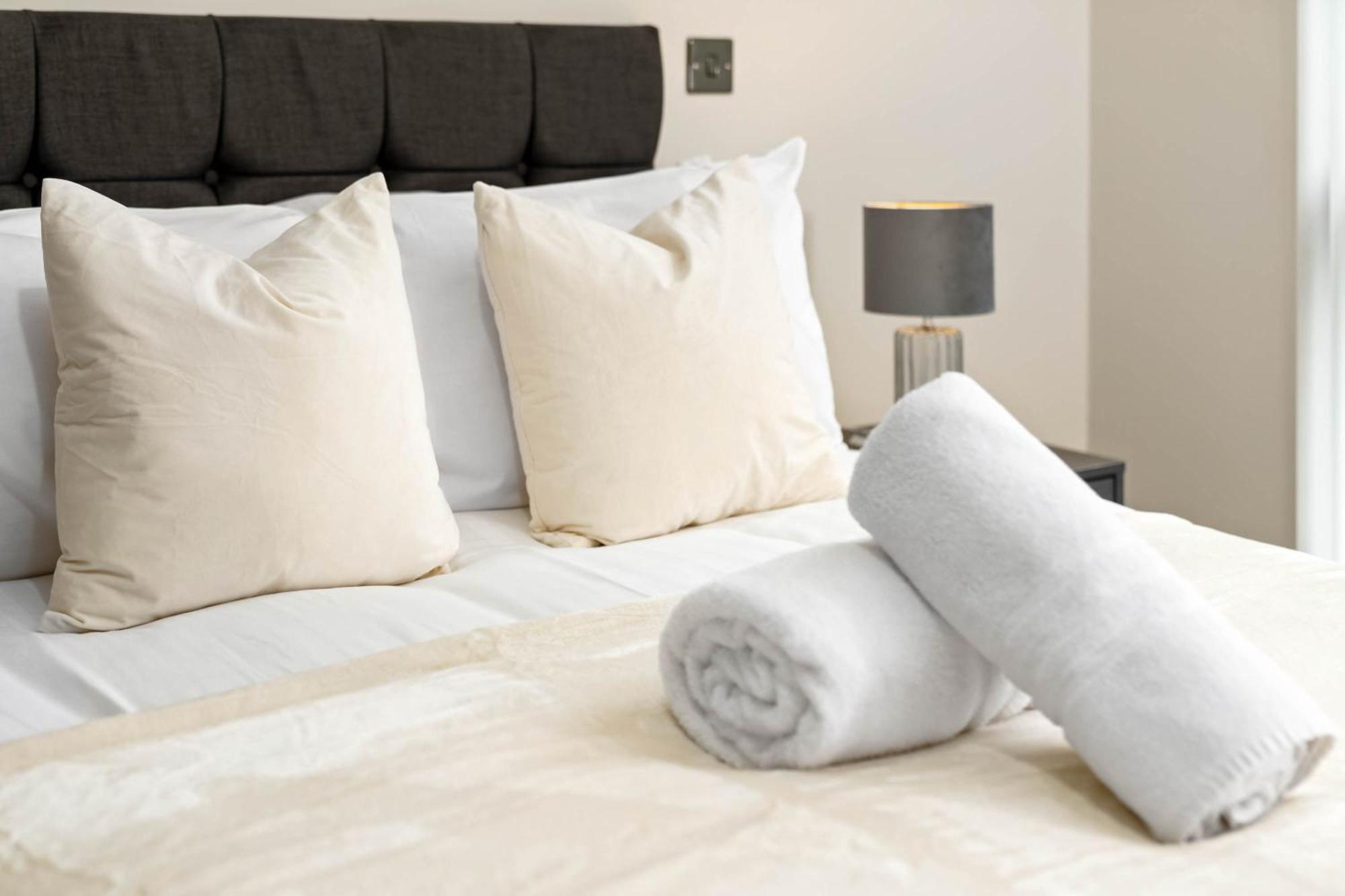 Apartment New Luxury Two Bedroom - Centre - Jq - Wifi - Netflix - 5ah *